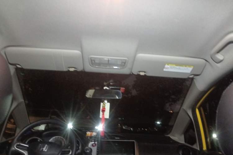Used Honda Fit 2011 1.3L automatic comfort version Headliner