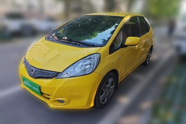 Used Honda Fit 2011 1.3L automatic comfort version