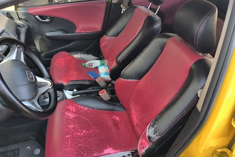 Used Honda Fit 2011 1.3L automatic comfort version Left Front Seat