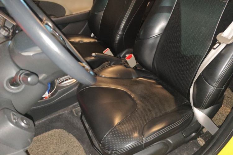 Used Honda Fit 2011 1.3L automatic comfort version Left Front Seat