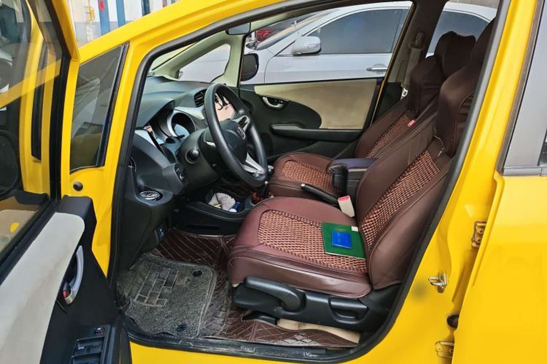 Used Honda Fit 2011 1.3L manual Comfort version Left Front Seat