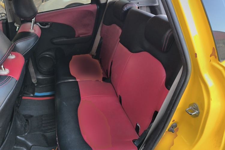 Used Honda Fit 2011 1.3L automatic comfort version Left Rear Seat