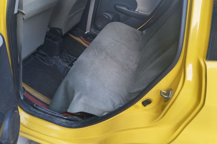 Used Honda Fit 2011 1.3L automatic comfort version Left Rear Seat