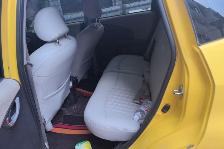 Used Honda Fit 2011 1.5L Automatic Luxury Edition Left Rear Seat