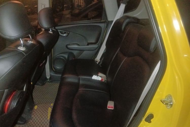 Used Honda Fit 2011 1.3L automatic comfort version Left Rear Seat