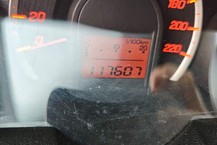 Used Honda Fit 2011 1.3L manual Comfort version Odometer Close Up