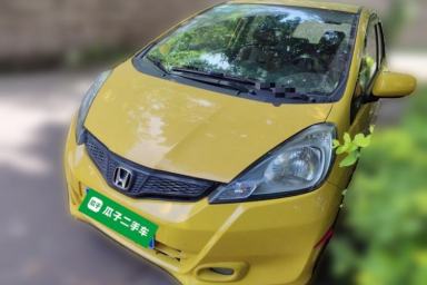 Used Honda Fit 2011 1.3L automatic comfort version