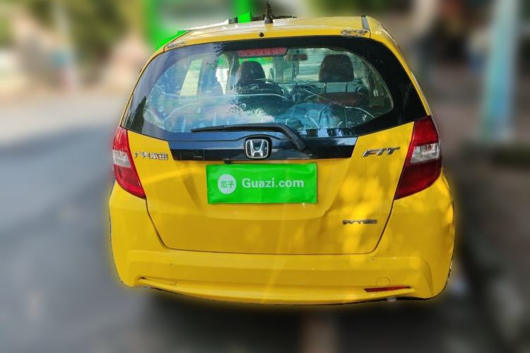 Used Honda Fit 2011 1.3L manual Comfort version Rear