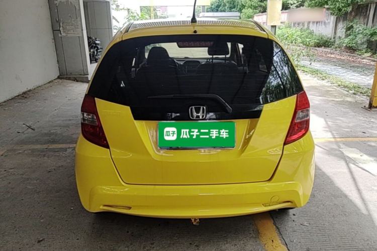 Used Honda Fit 2011 1.3L manual Comfort version Rear