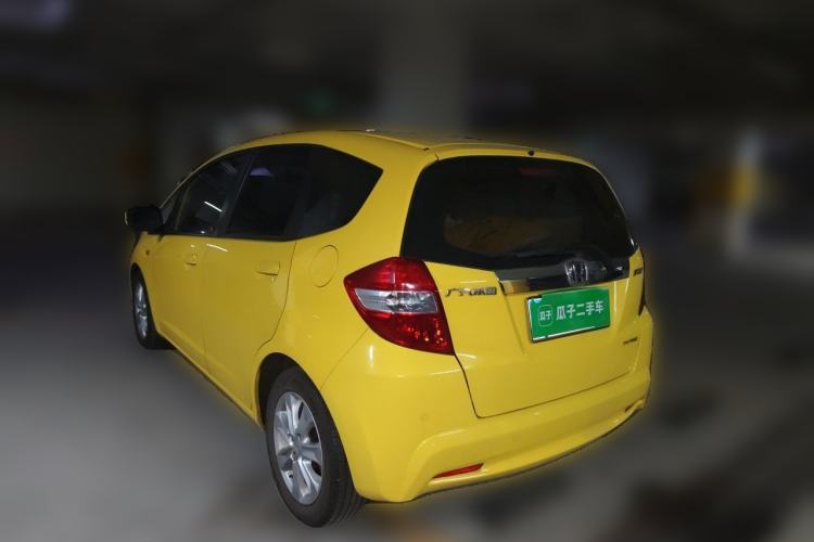 Used Honda Fit 2011 1.5L Automatic Luxury Edition Rear Left 45 Deg