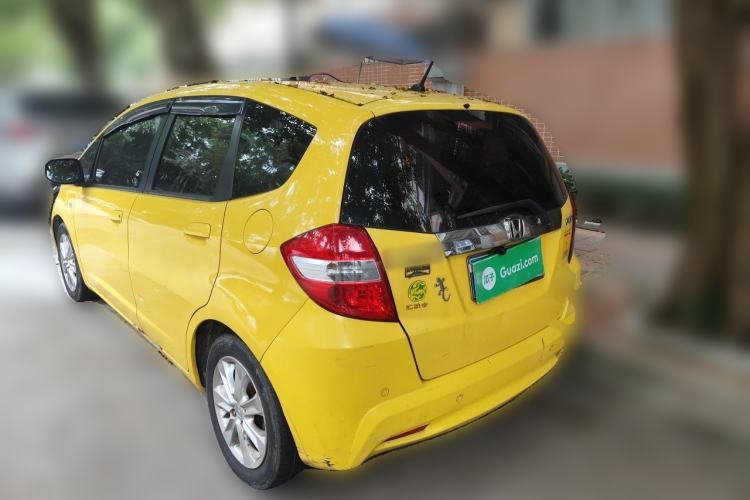 Used Honda Fit 2011 1.5L Automatic Luxury Edition Rear Left 45 Deg
