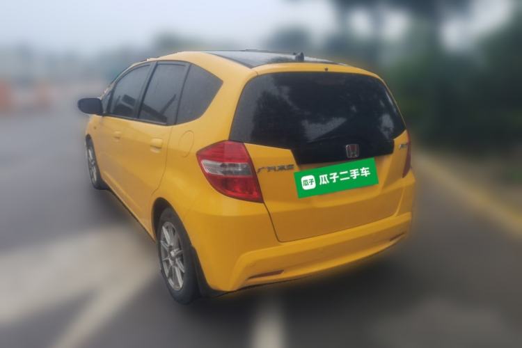 Used Honda Fit 2011 1.5L Automatic Luxury Edition Rear Left 45 Deg