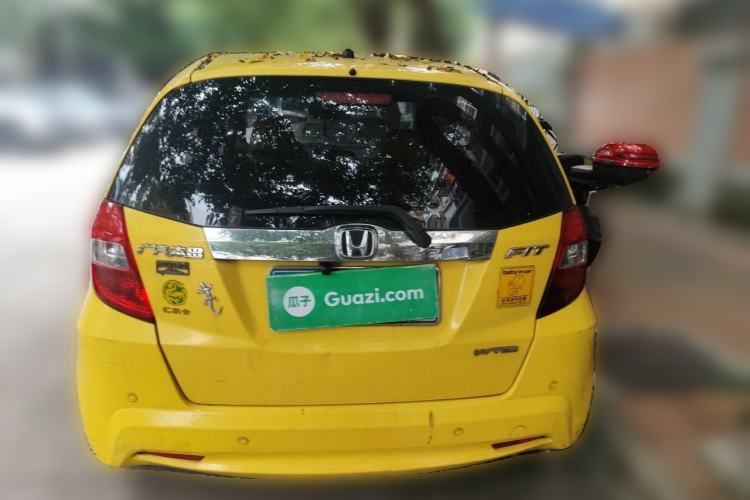 Used Honda Fit 2011 1.5L Automatic Luxury Edition Rear