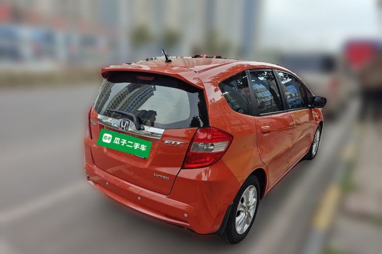 Used Honda Fit 2011 1.5L Automatic Luxury Edition Rear Right 45 Deg