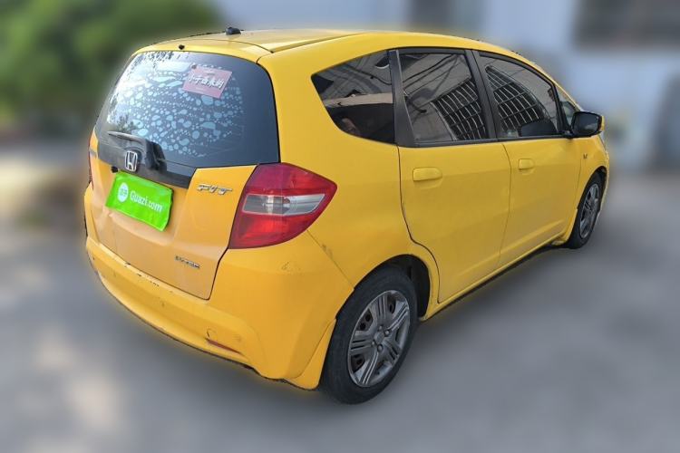 Used Honda Fit 2011 1.3L automatic comfort version Rear Right 45 Deg
