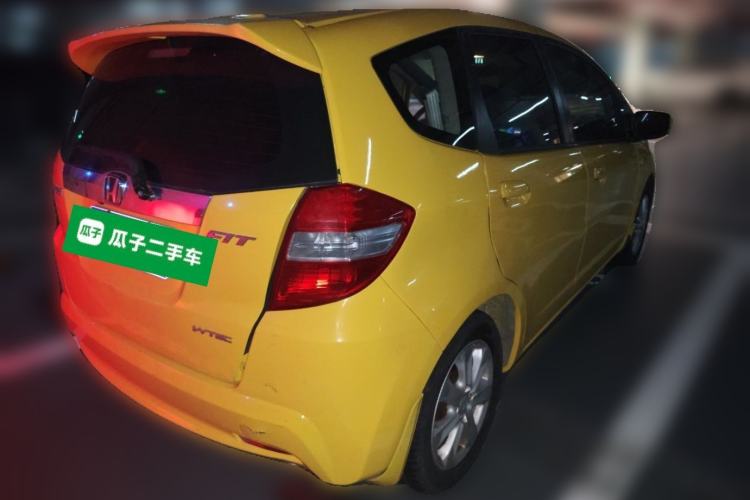 Used Honda Fit 2011 1.5L Automatic Luxury Edition Rear Right 45 Deg