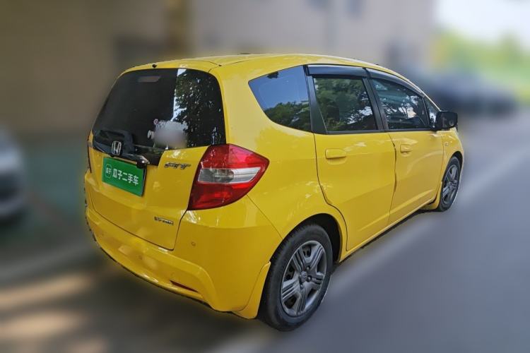 Used Honda Fit 2011 1.3L automatic comfort version Rear Right 45 Deg