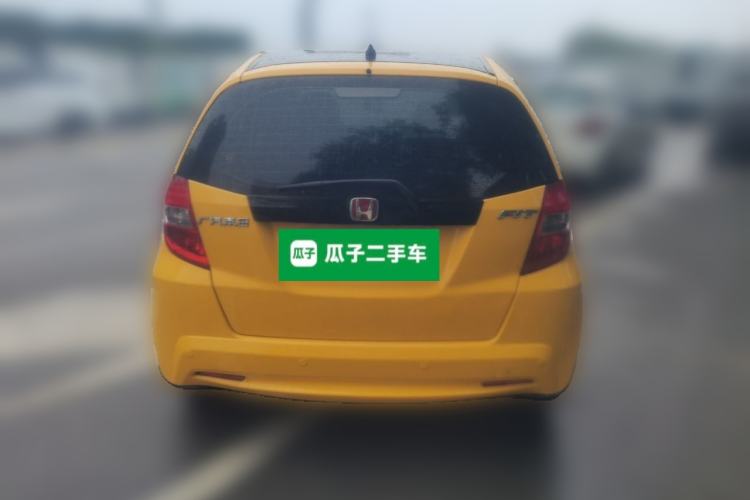 Used Honda Fit 2011 1.5L Automatic Luxury Edition Rear