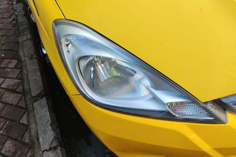 Used Honda Fit 2011 1.3L manual Comfort version Right Front Headlight