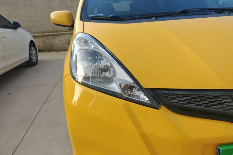 Used Honda Fit 2011 1.3L manual Comfort version Right Front Headlight