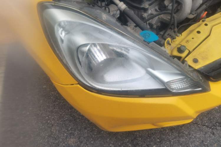 Used Honda Fit 2011 1.5L Automatic Luxury Edition Right Front Headlight