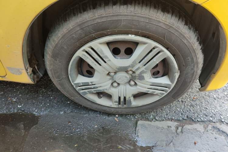 Used Honda Fit 2011 1.3L manual Comfort version Right Front Wheel Hub