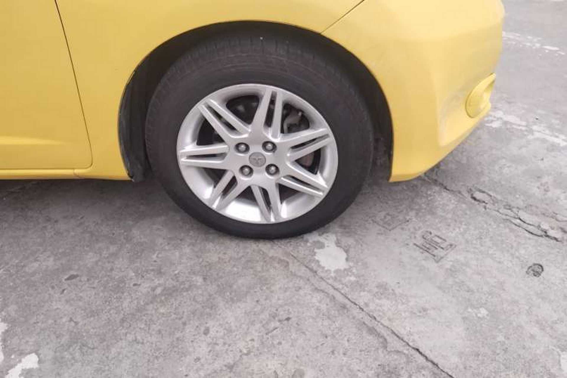 Used Honda Fit 2011 1.3L manual Comfort version Right Front Wheel Hub