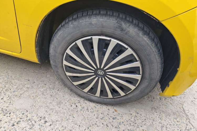 Used Honda Fit 2011 1.3L manual Comfort version Right Front Wheel Hub