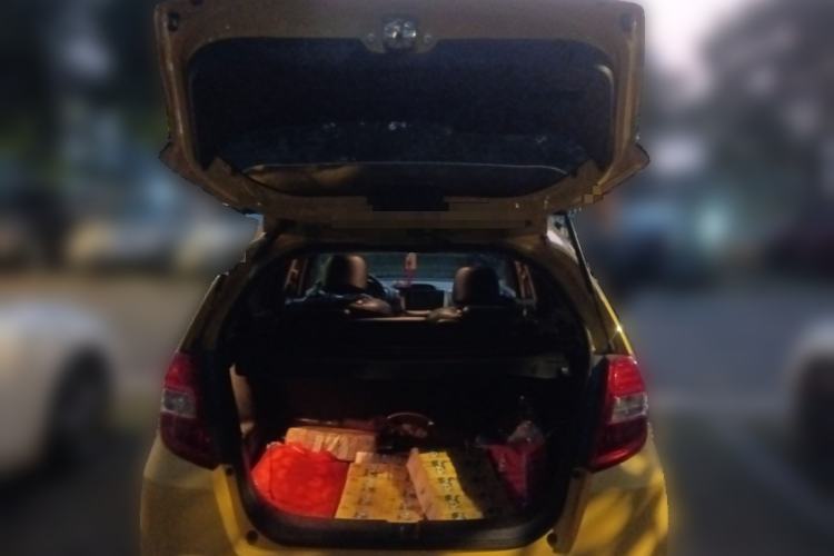 Used Honda Fit 2011 1.3L automatic comfort version Trunk