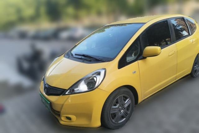 Used Honda Fit 2011 1.3L automatic comfort version