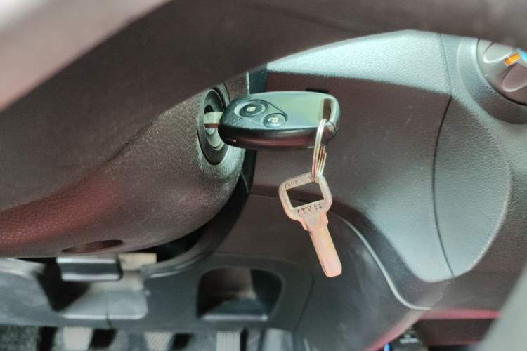 Used Honda Fit 2011 1.3L manual Comfort version Vehicle Key