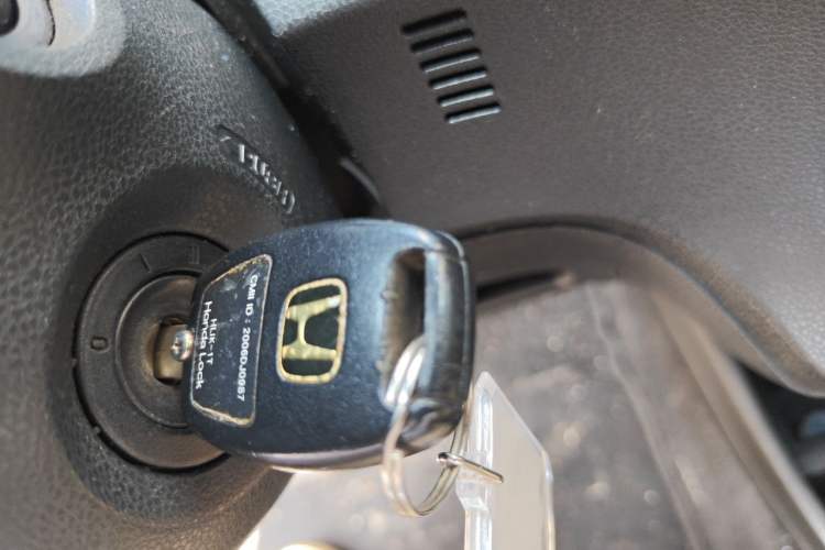 Used Honda Fit 2011 1.3L manual Comfort version Vehicle Key