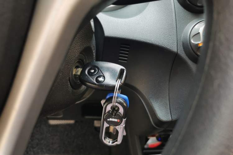Used Honda Fit 2011 1.5L Automatic Luxury Edition Vehicle Key