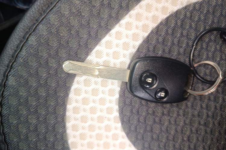 Used Honda Fit 2011 1.5L Automatic Luxury Edition Vehicle Key