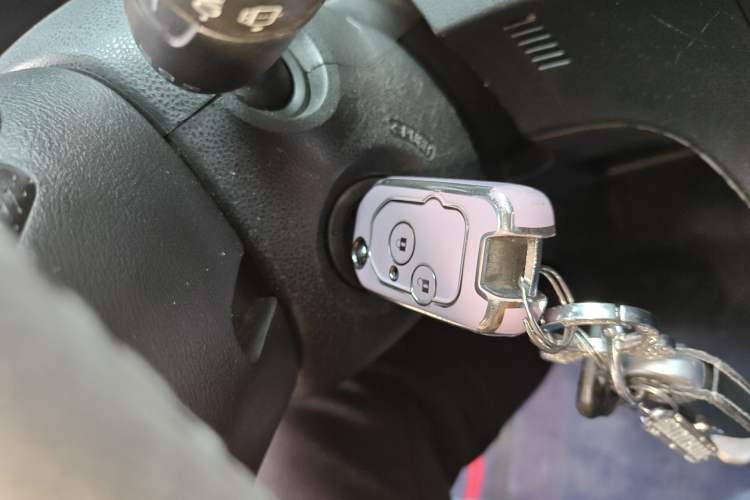 Used Honda Fit 2011 1.3L automatic comfort version Vehicle Key