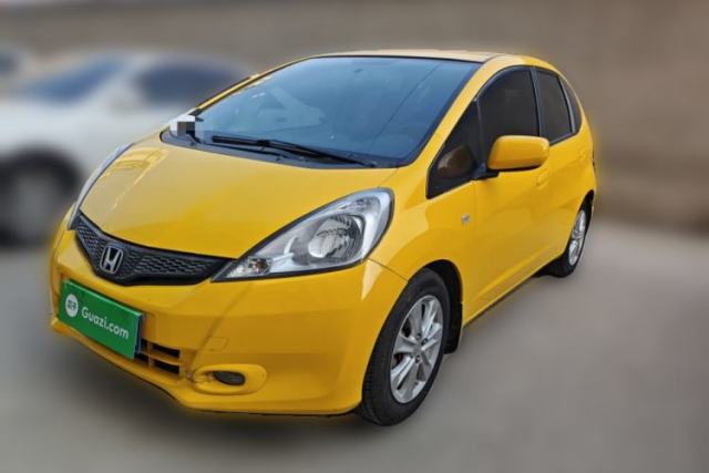Used Honda Fit 2011 1.3L manual Comfort version