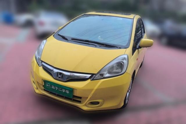 Ojetý Honda Fit 2011 1.5L Automatic Luxury Edition
