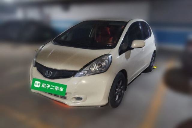 Used Honda Fit 2011 1.3L manual Comfort version