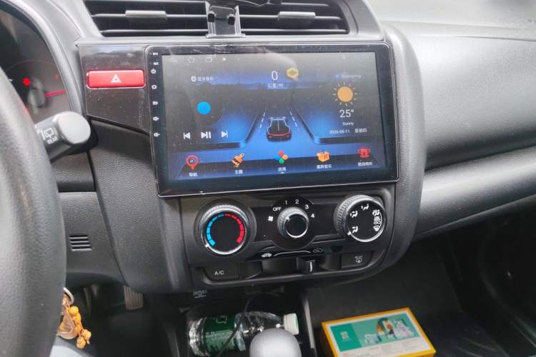 Used Honda Fit 2014 1.5L LX CVT Comfort Model Audio And AC Panel