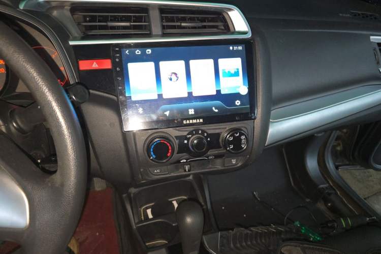 Used Honda Fit 2014 1.5L SE CVT Fashion Model Audio And AC Panel