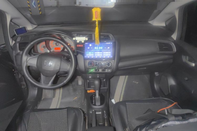 Used Honda Fit 2014 1.5L LX CVT Comfort Model Center Console