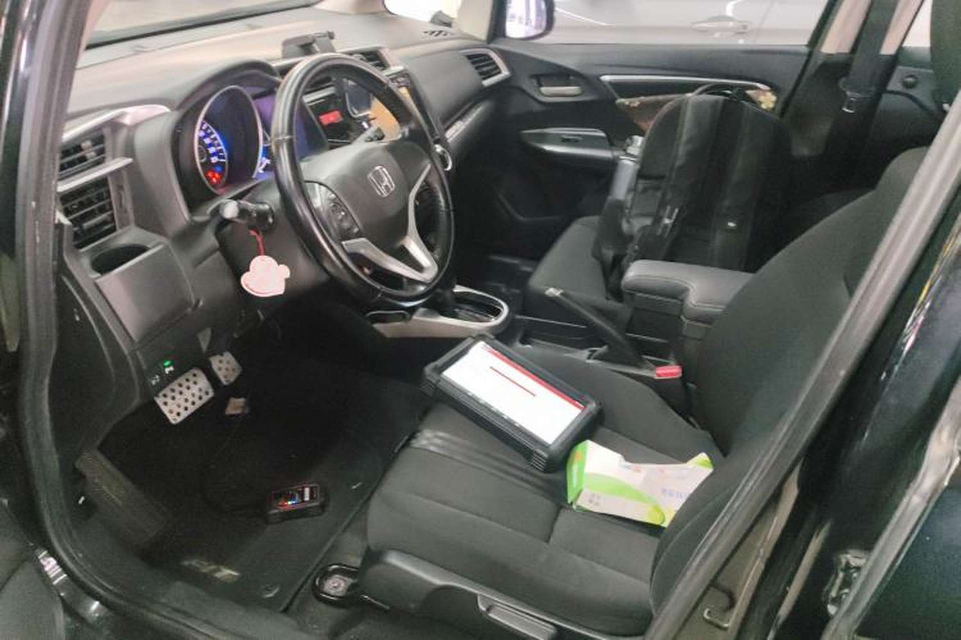Used Honda Fit 2014 1.5L SE CVT Fashion Model Driver Seat