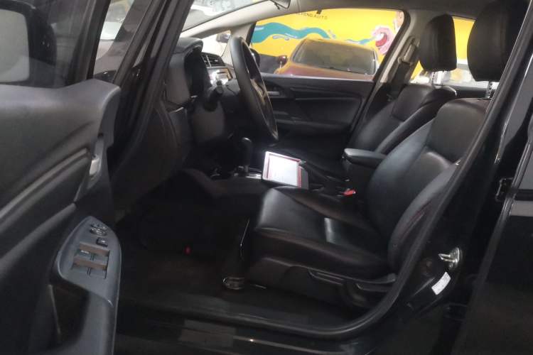 Used Honda Fit 2014 1.5L LX CVT Comfort Model Driver Seat