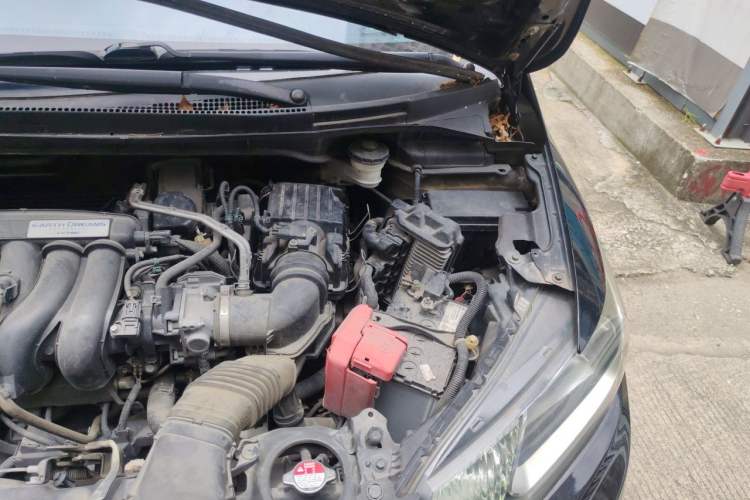 Used Honda Fit 2014 1.5L LX CVT Comfort Model Engine Bay Left
