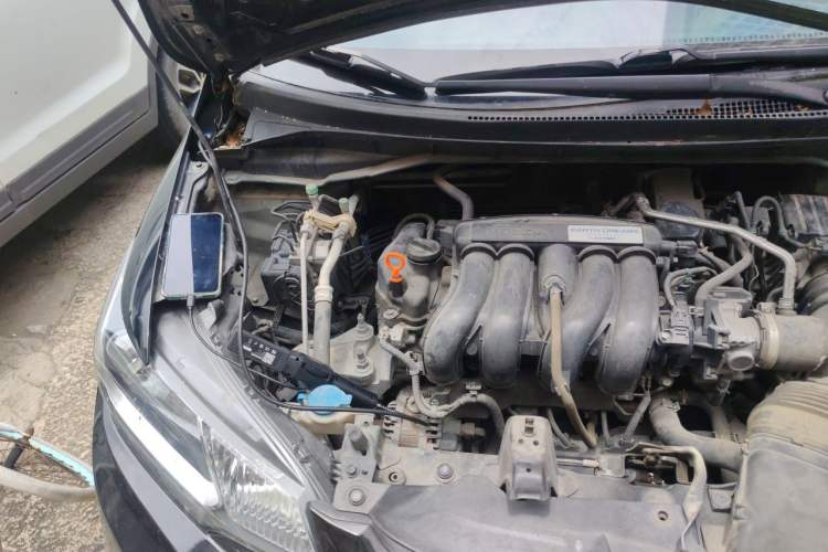 Used Honda Fit 2014 1.5L LX CVT Comfort Model Engine Bay Right