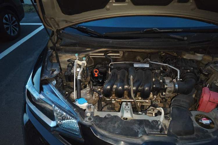 Used Honda Fit 2014 1.5L LX CVT Comfort Model Engine Bay Right