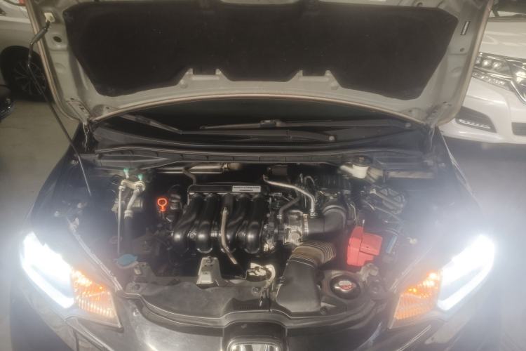 Used Honda Fit 2014 1.5L EXLI CVT Leading Model Engine Bay