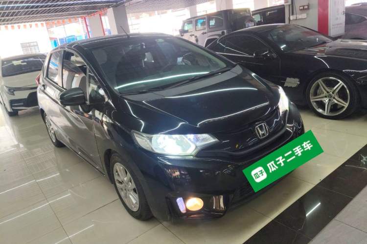 Used Honda Fit 2014 1.5L SE CVT Fashion Model Exterior 1
