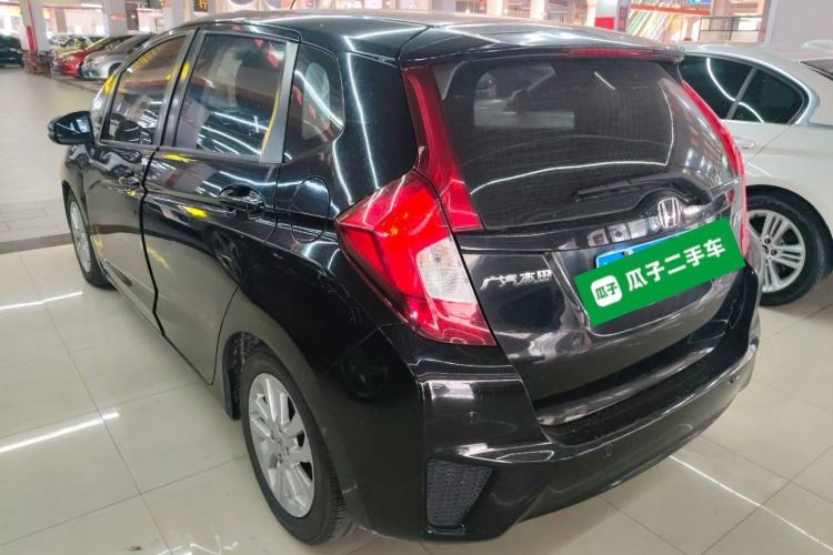 Used Honda Fit 2014 1.5L SE CVT Fashion Model Exterior 2