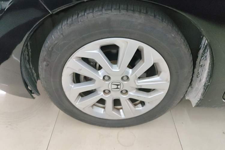 Used Honda Fit 2014 1.5L SE CVT Fashion Model Exterior 4